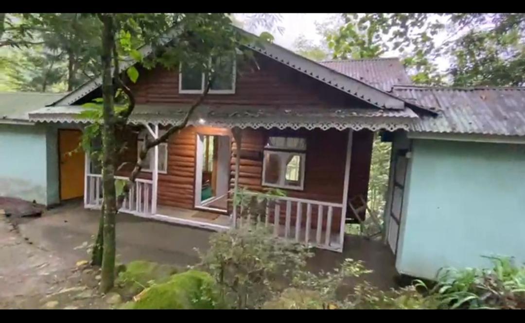 Aranya Baas Homestay Sukhia Pokhari Екстериор снимка